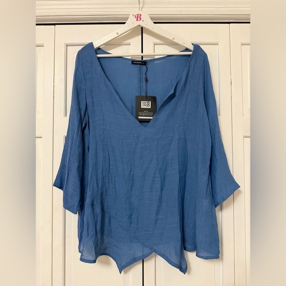 NWT Just Fashion Now Blue Oversized Flowy Lagenlook Blouse Asymmetrical Small